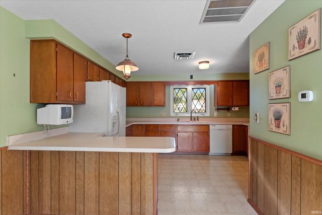 52791 Holly Court, South Bend, IN 46637