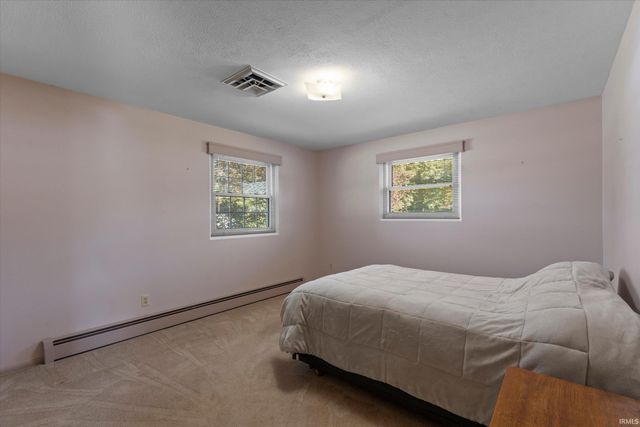 52791 Holly Court, South Bend, IN 46637