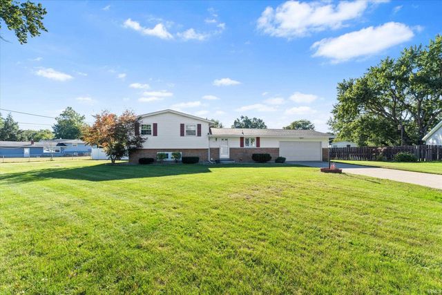 52791 Holly Court, South Bend, IN 46637