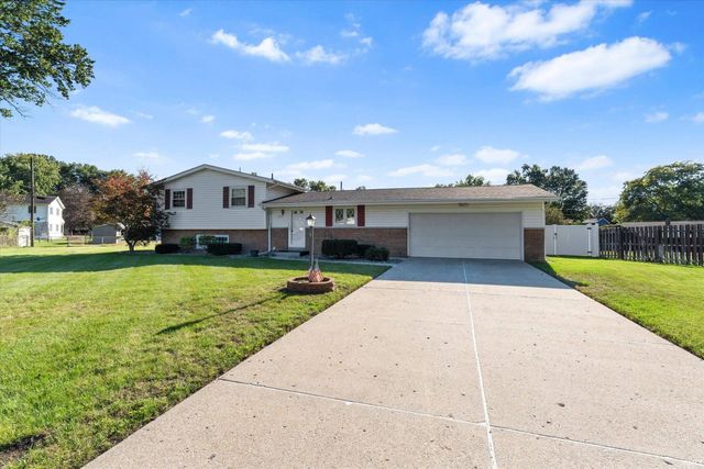 52791 Holly Court, South Bend, IN 46637