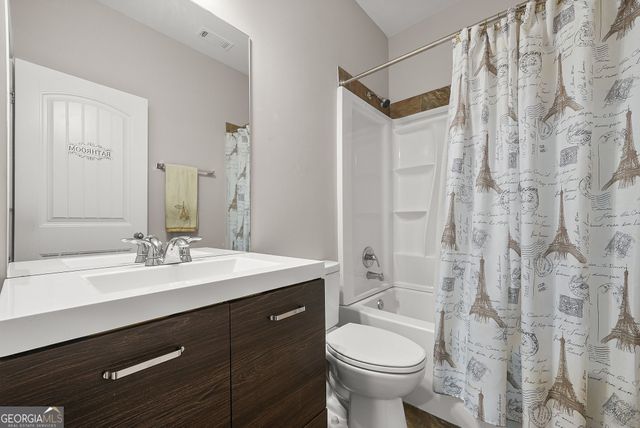 3831 Lake Haven Way, Atlanta, GA 30349