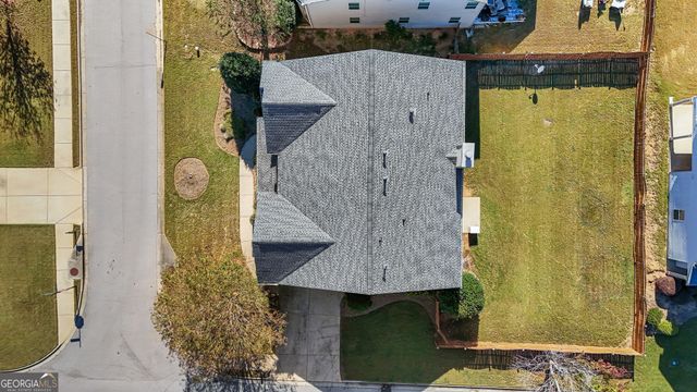 3831 Lake Haven Way, Atlanta, GA 30349