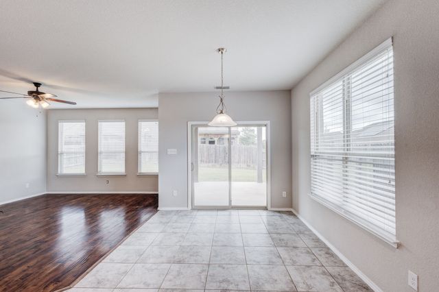 5529 Las Lomas Lane, Denton, TX 76208