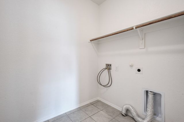 5529 Las Lomas Lane, Denton, TX 76208