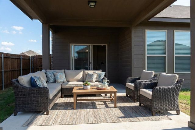 5529 Las Lomas Lane, Denton, TX 76208