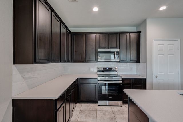 5529 Las Lomas Lane, Denton, TX 76208