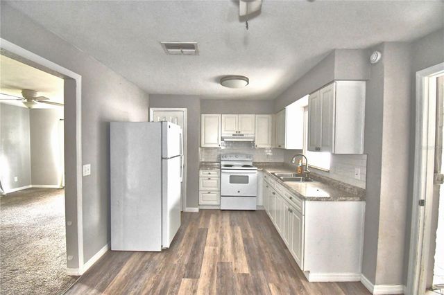 906 N 9TH AVENUE, Wauchula, FL 33873