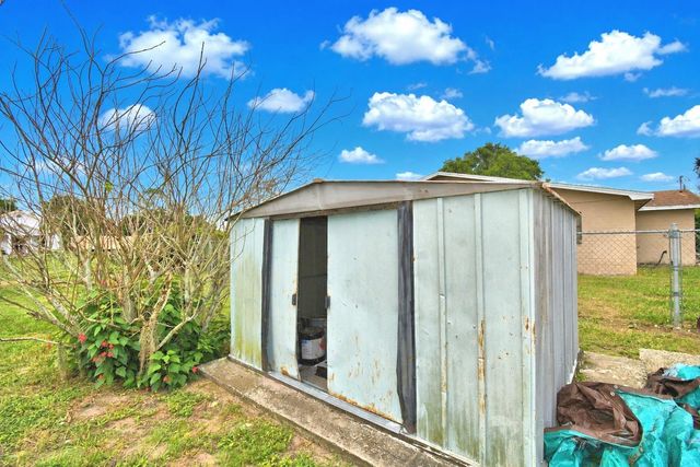 906 N 9TH AVENUE, Wauchula, FL 33873
