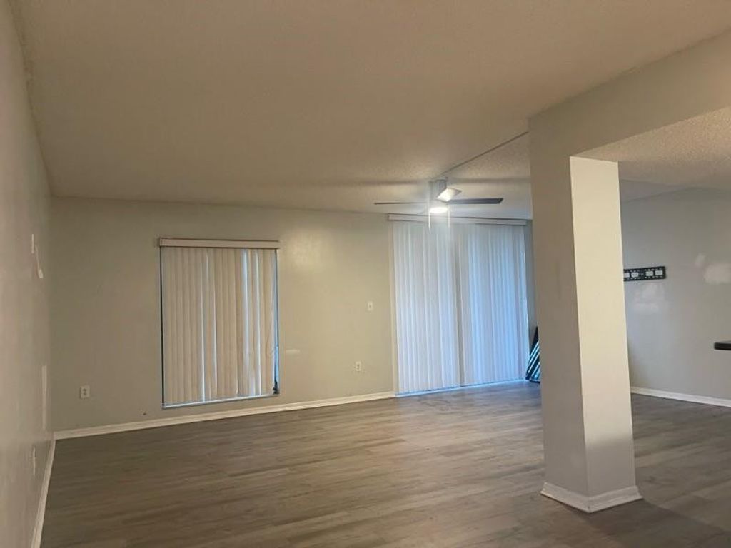 5530 NW 44th Street 318C, Lauderhill, FL 33319