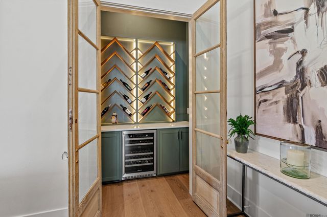 8228 Oakridge Dr, Baton Rouge, LA 70810