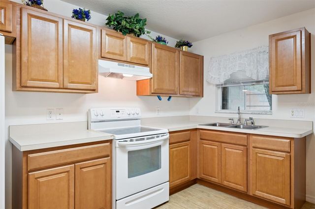 420 JACKS MEMORIAL RD, St Cloud, FL 34769