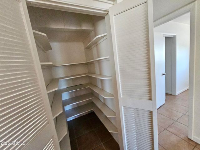 2601 E VIRGINIA Avenue, Phoenix, AZ 85008