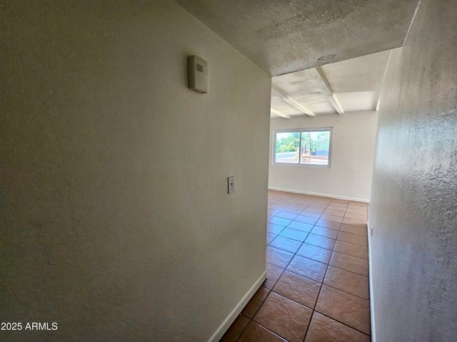 2601 E VIRGINIA Avenue, Phoenix, AZ 85008