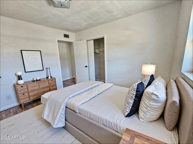 2601 E VIRGINIA Avenue, Phoenix, AZ 85008