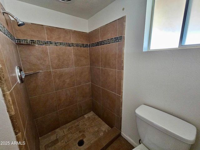 2601 E VIRGINIA Avenue, Phoenix, AZ 85008