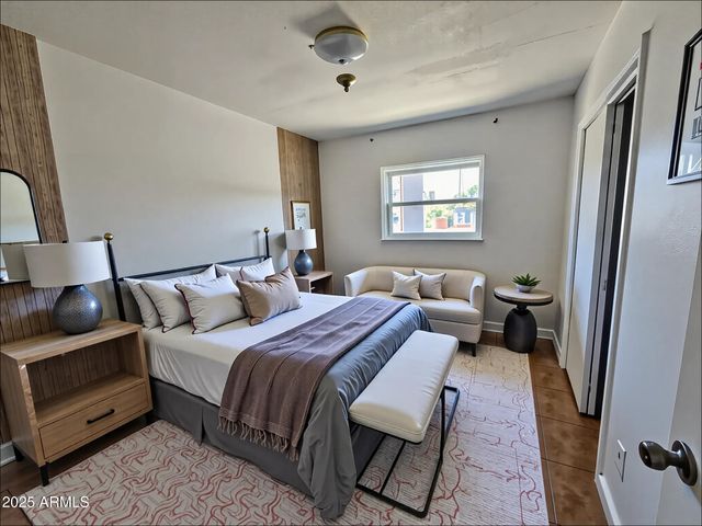 2601 E VIRGINIA Avenue, Phoenix, AZ 85008