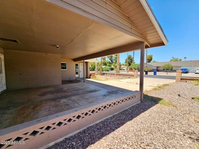 2601 E VIRGINIA Avenue, Phoenix, AZ 85008