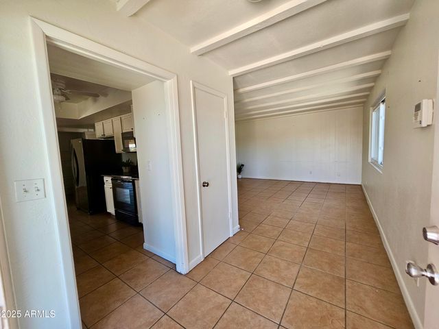 2601 E VIRGINIA Avenue, Phoenix, AZ 85008