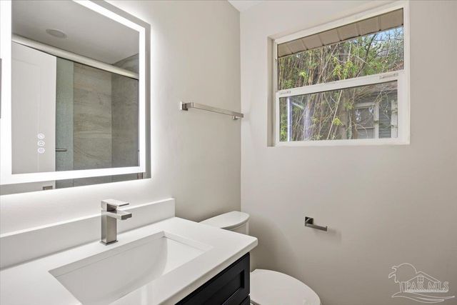 1504 Baylen St, Pensacola, FL 32501