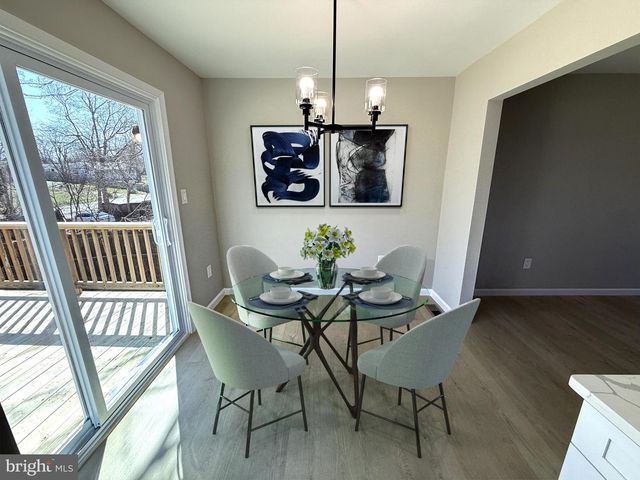 7405 ALBEMARLE DR, Manassas, VA 20111