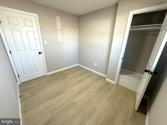 7405 ALBEMARLE DR, Manassas, VA 20111