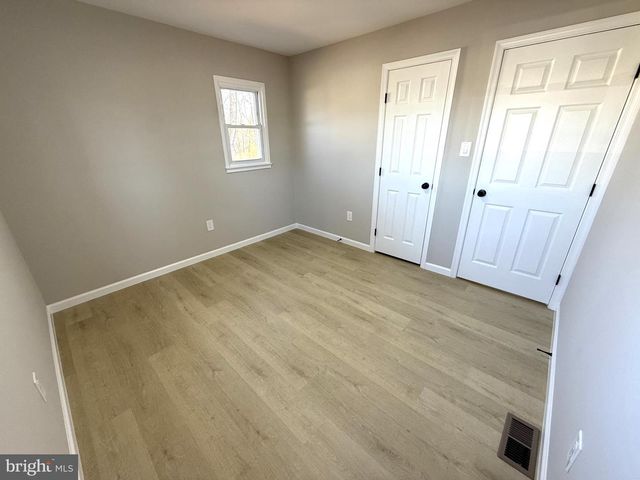 7405 ALBEMARLE DR, Manassas, VA 20111