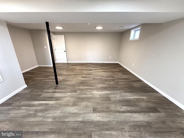 7405 ALBEMARLE DR, Manassas, VA 20111