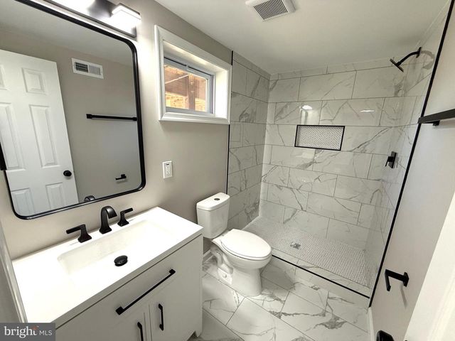 7405 ALBEMARLE DR, Manassas, VA 20111