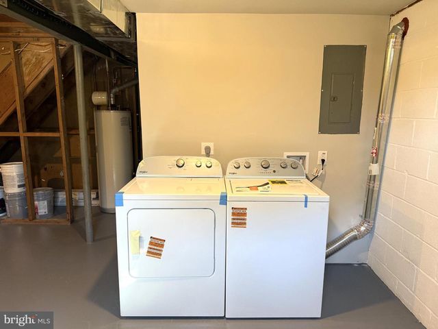 7405 ALBEMARLE DR, Manassas, VA 20111