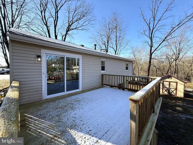 7405 ALBEMARLE DR, Manassas, VA 20111