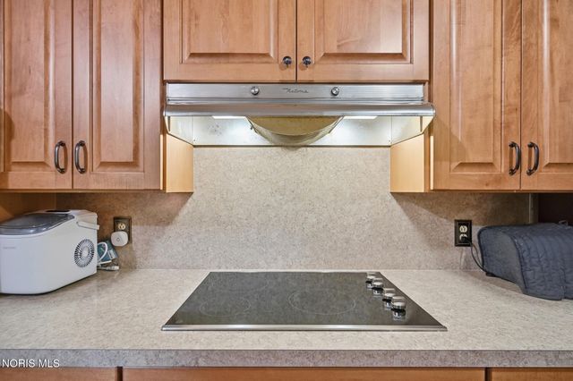 1020 Gustin Avenue, Bowling Green, OH 43402