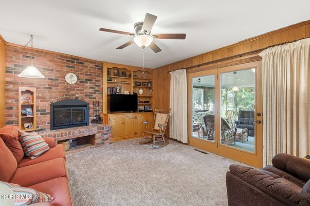 1020 Gustin Avenue, Bowling Green, OH 43402