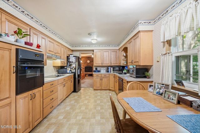 1020 Gustin Avenue, Bowling Green, OH 43402