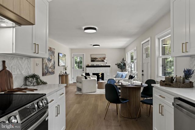 2375 KINKORA RD, Bordentown, NJ 08505