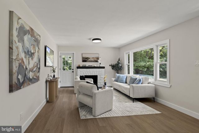 2375 KINKORA RD, Bordentown, NJ 08505