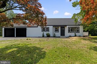 2375 KINKORA RD, Bordentown, NJ 08505