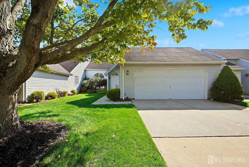 567-B Nutley Drive, Monroe, NJ 08831