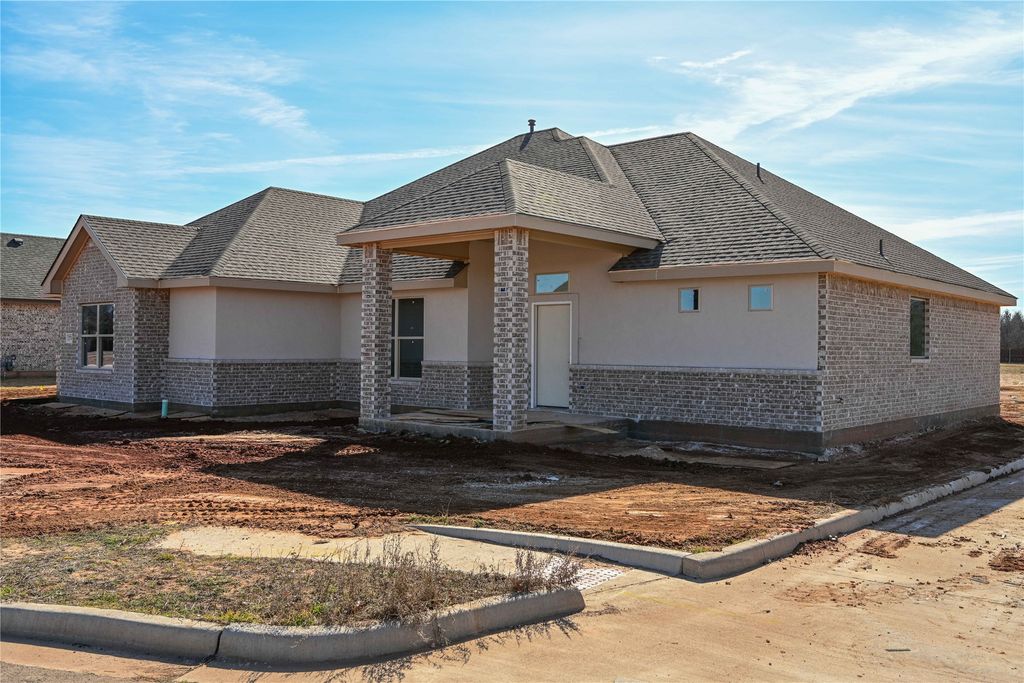 2710 Savanah Oaks Bend, Abilene, TX 79602