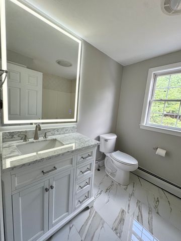 711 S Barre Road, Barre, MA 01005