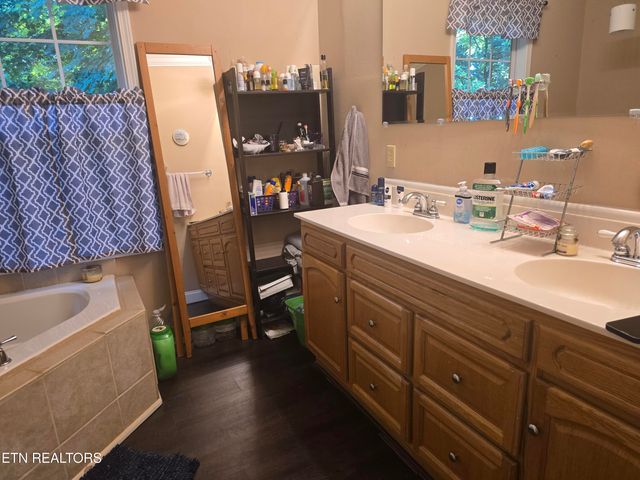 3238 Four M Circle, Kodak, TN 37764