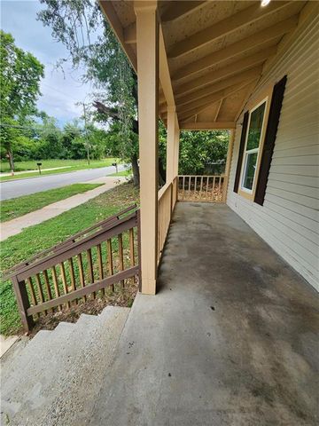 429 N 9th Street, Griffin, GA 30223