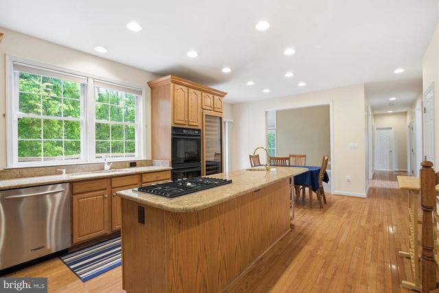 47265 MIDDLE BLUFF PL, Sterling, VA 20165