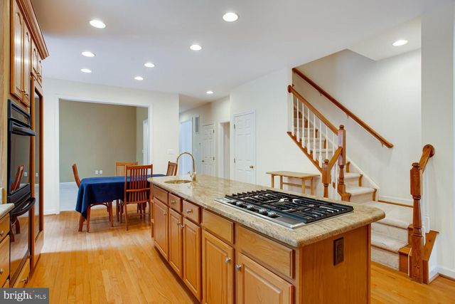 47265 MIDDLE BLUFF PL, Sterling, VA 20165