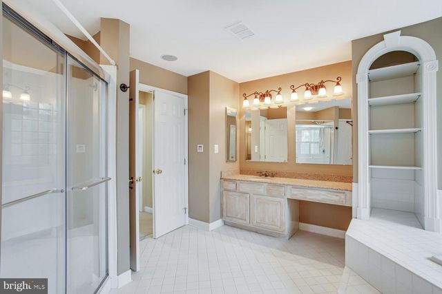 47265 MIDDLE BLUFF PL, Sterling, VA 20165