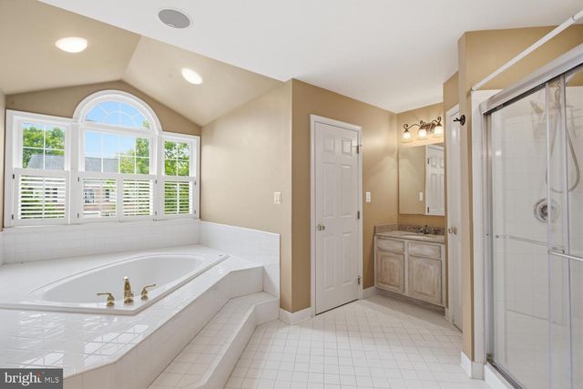 47265 MIDDLE BLUFF PL, Sterling, VA 20165