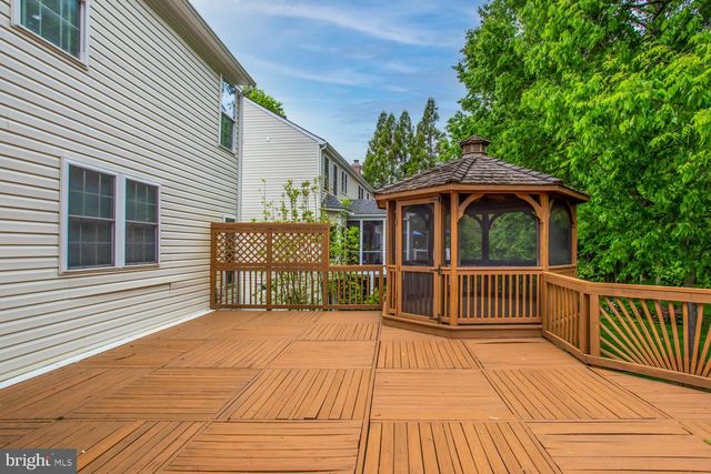 47265 MIDDLE BLUFF PL, Sterling, VA 20165