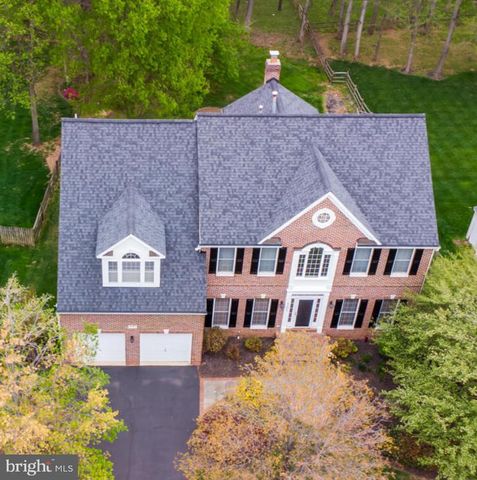 47265 MIDDLE BLUFF PL, Sterling, VA 20165