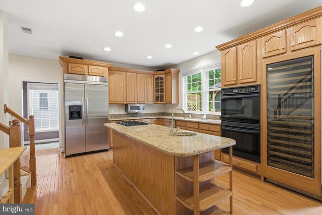 47265 MIDDLE BLUFF PL, Sterling, VA 20165