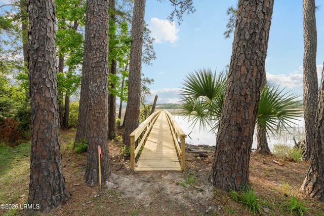 1073 Otter Circle, Beaufort, SC 29902