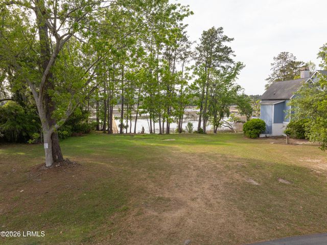 1073 Otter Circle, Beaufort, SC 29902
